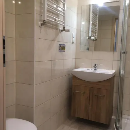 Δωμάτια σε οικογενειακή κατοικία Goscinne 